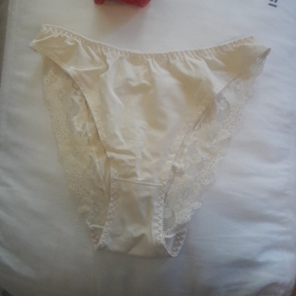 Vintage 3 piece panty set - Picture 4 of 6